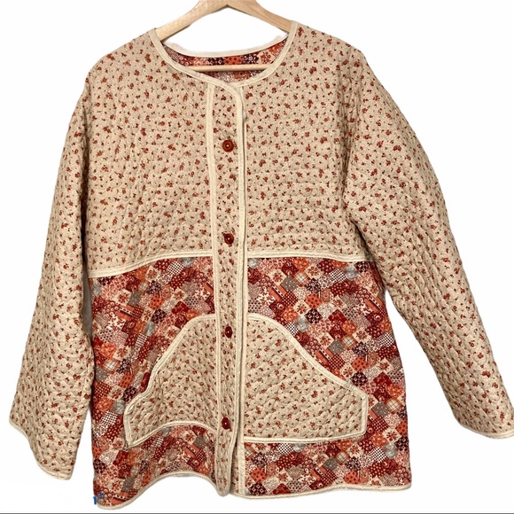 Vintage Jackets & Blazers - Handmade Vintage Quilted Chore Coat Floral Cream